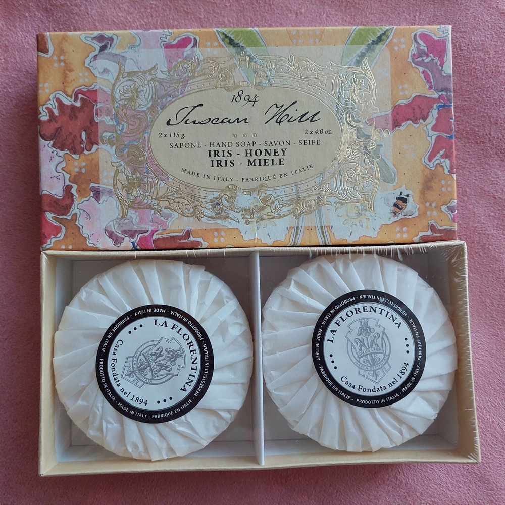 Tuscan Hill Iris & Honey Sapone Hand Soap Bath Bars 4oz Made In Italy Set Of 2